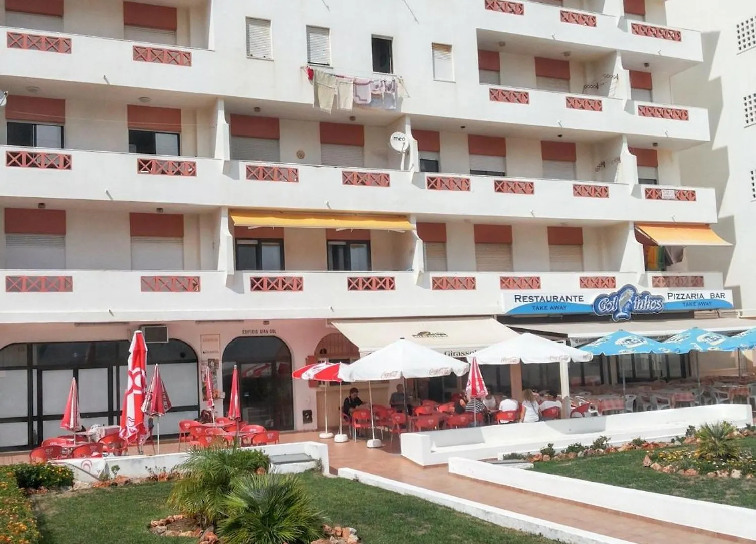 Charming Apartment In Quarteira 50 M² Terrace