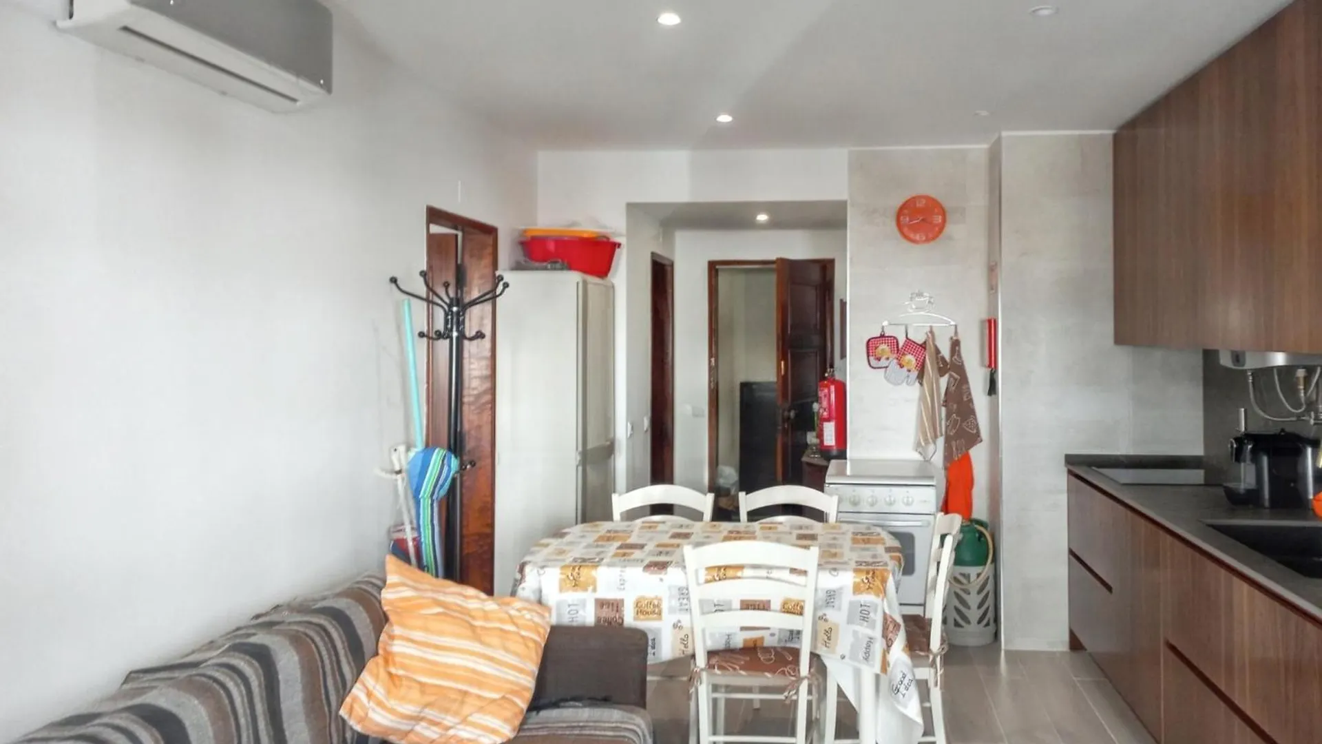 Charming Apartment In Quarteira 50 M² Terrace